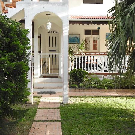 Villa Nanou , Villa De Plein Pied Avec Joli Jardin Bouillante Exterior foto